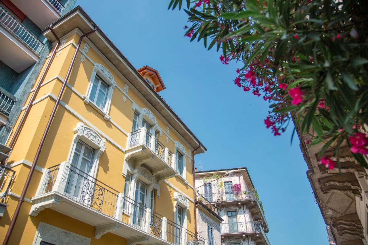 Aqualago casa vacanze Suite Verbania Exterior foto