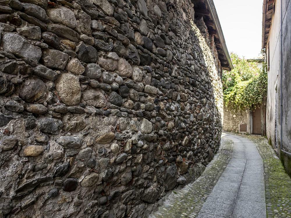 Aqualago casa vacanze Suite Verbania Exterior foto