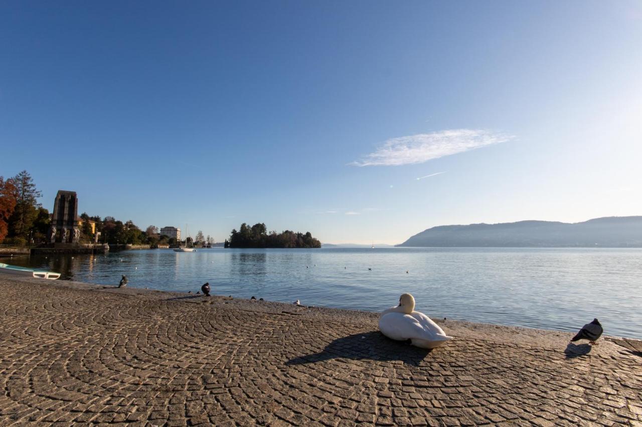 Aqualago casa vacanze Suite Verbania Exterior foto